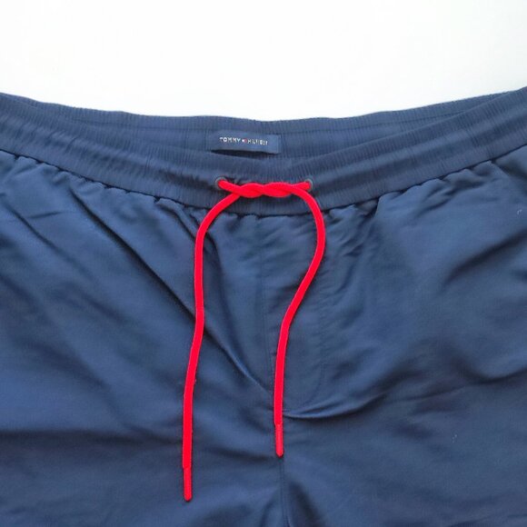 Tommy Hilfiger active wear outdoor shorts men's size XL navy blue side pockets - Picture 2 of 11